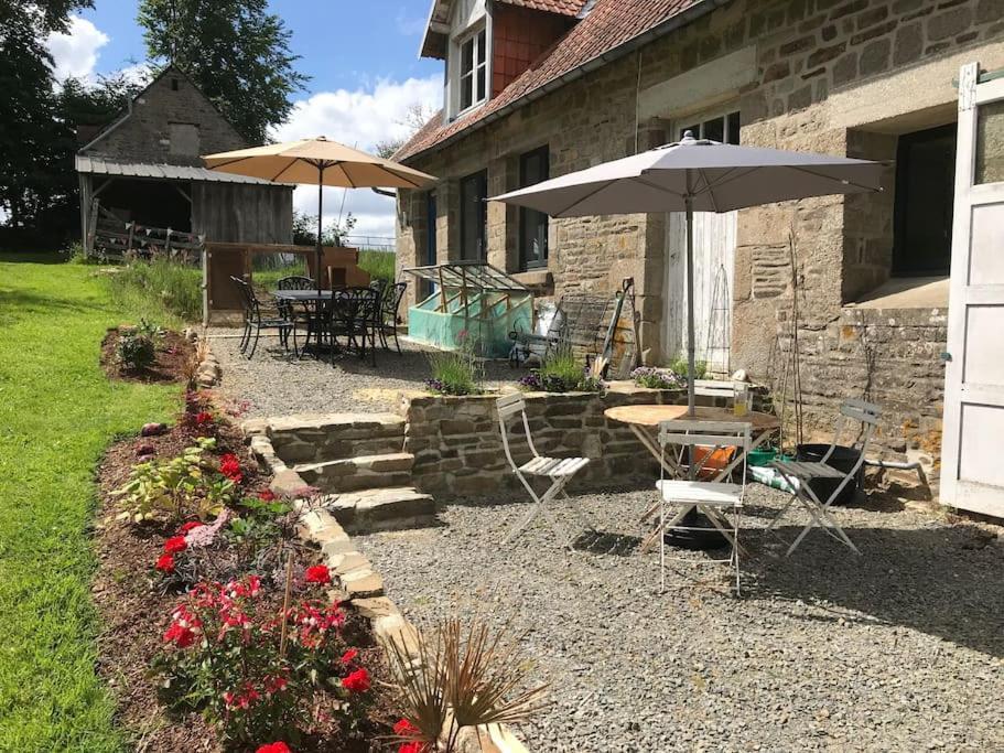 Ferme De Noyes Bed & Breakfast Sourdeval Exterior foto